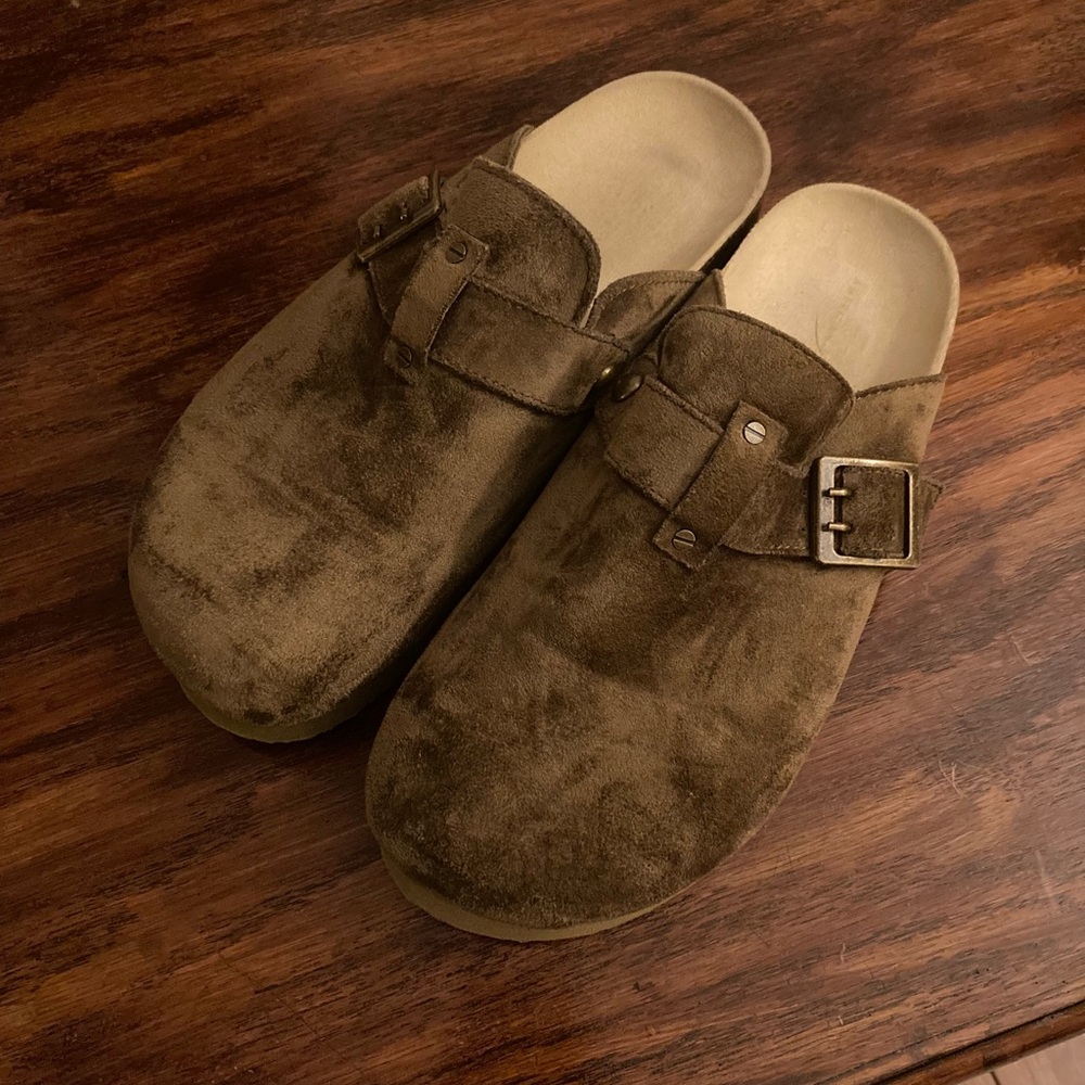 Women's Brown Suede Clogs